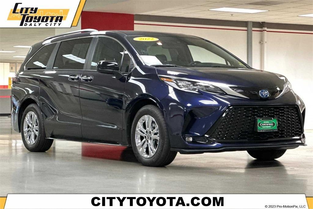 used 2022 Toyota Sienna car, priced at $48,988