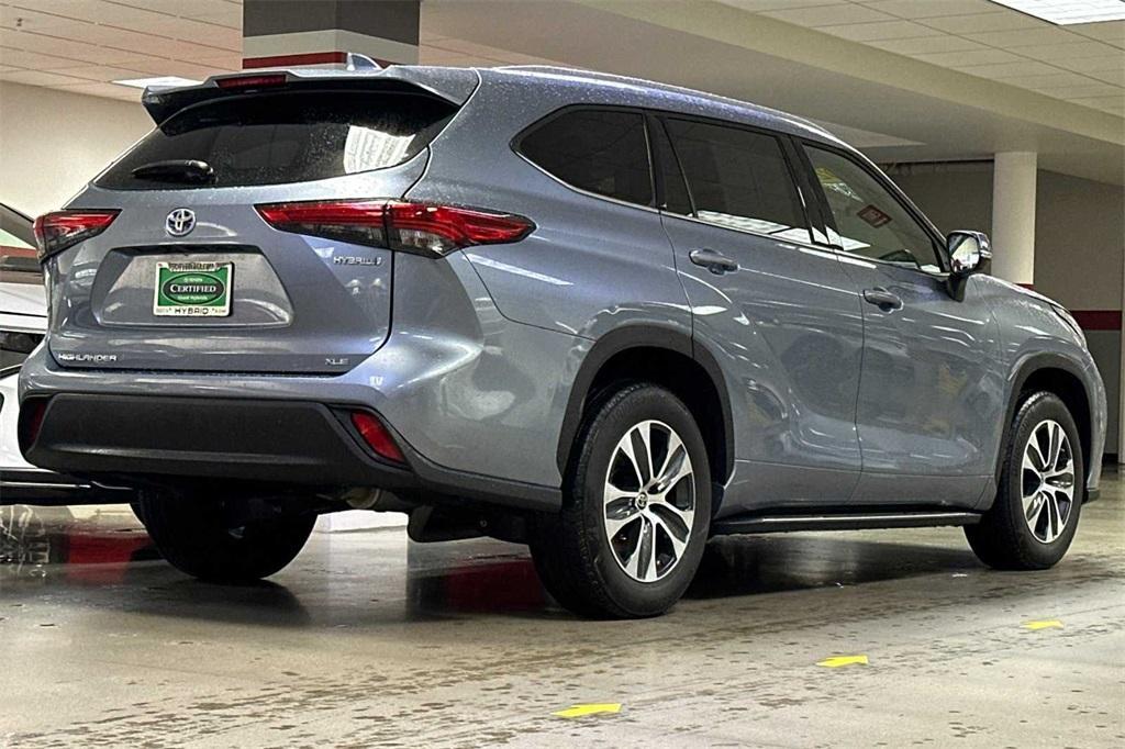 used 2022 Toyota Highlander Hybrid car, priced at $45,988