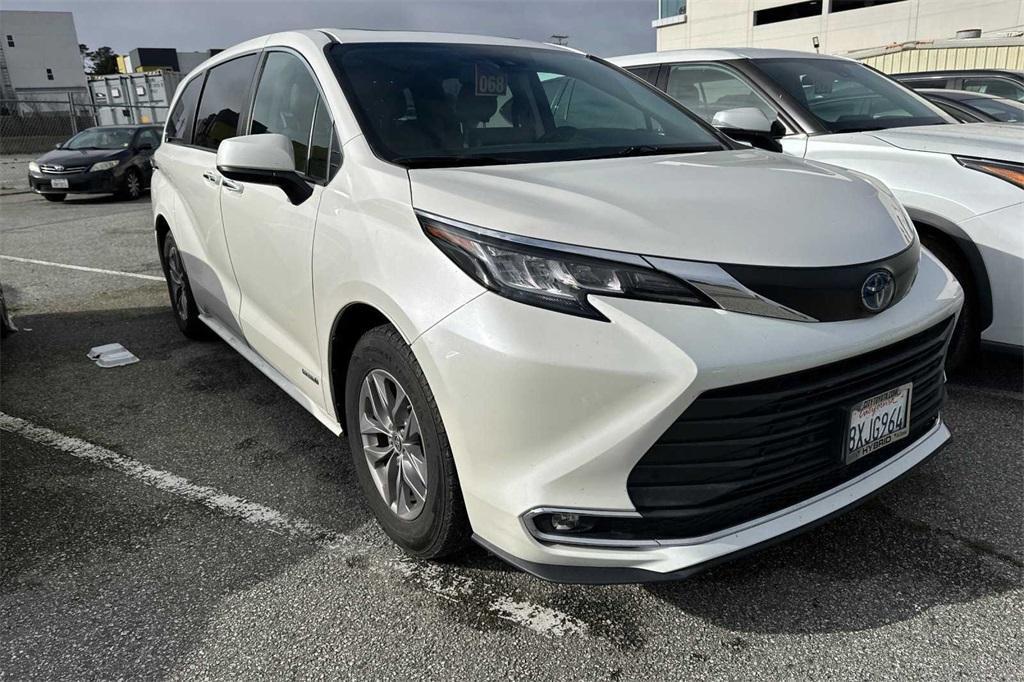 used 2021 Toyota Sienna car