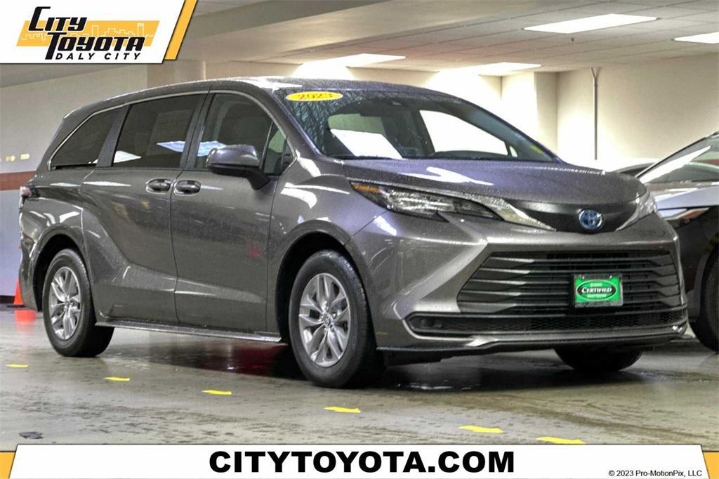 used 2023 Toyota Sienna car, priced at $41,988