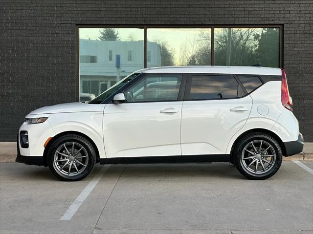 used 2022 Kia Soul car, priced at $15,490