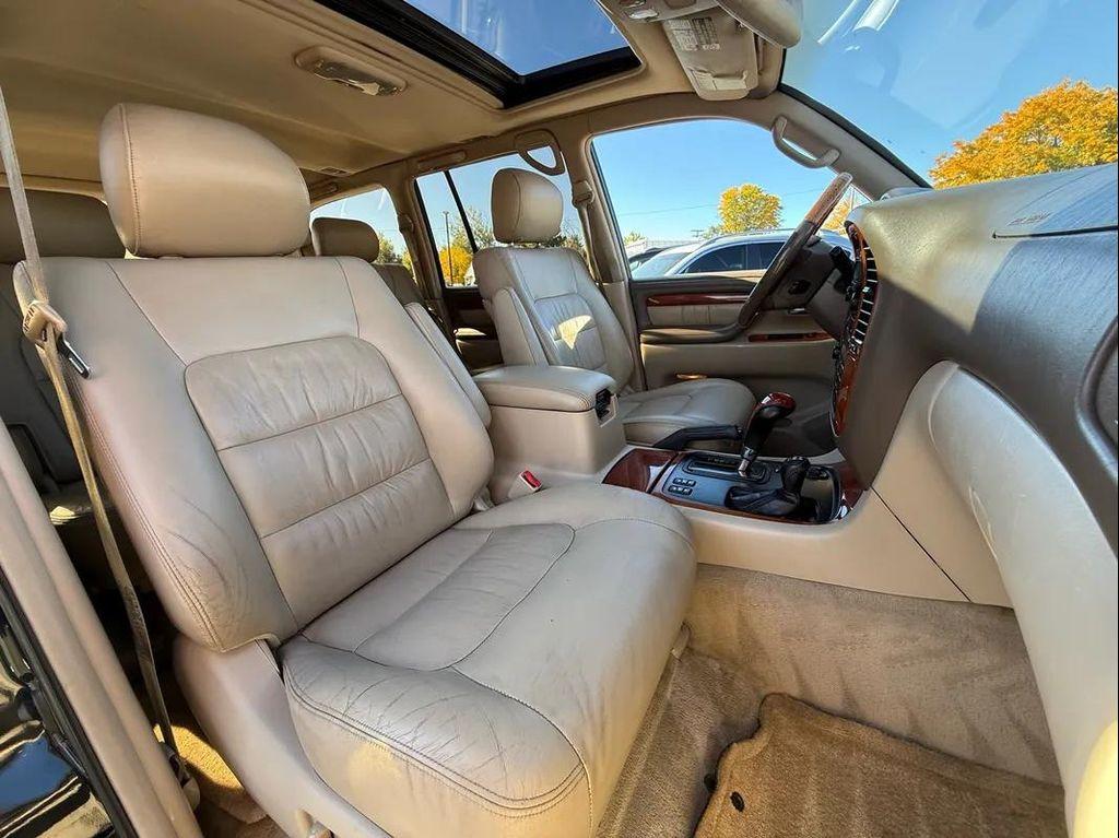 used 2000 Lexus LX 470 car, priced at $19,990