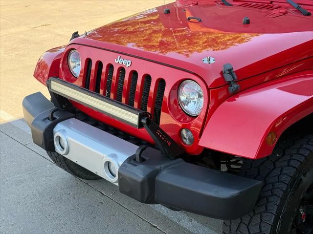 used 2015 Jeep Wrangler Unlimited car, priced at $17,490