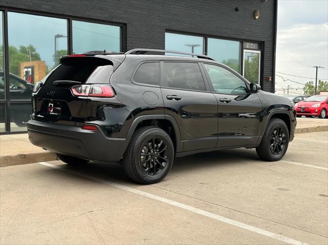 used 2023 Jeep Cherokee car, priced at $20,990