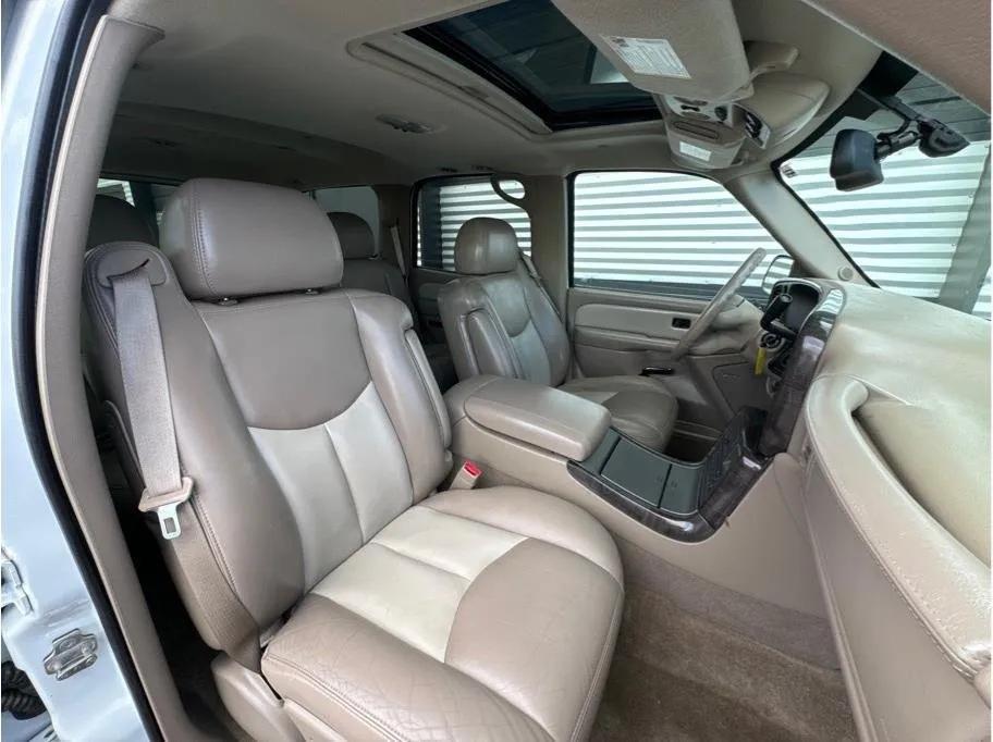 used 2004 GMC Yukon car, priced at $15,990