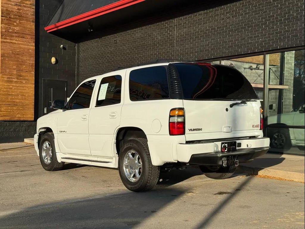 used 2004 GMC Yukon car, priced at $15,990