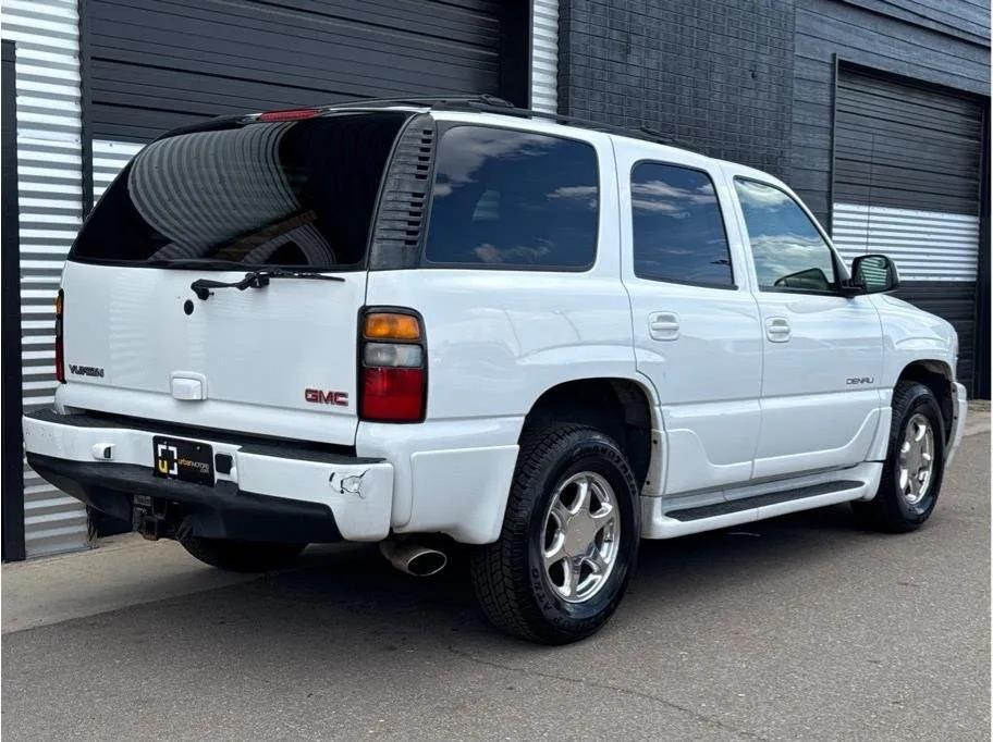 used 2004 GMC Yukon car, priced at $15,990
