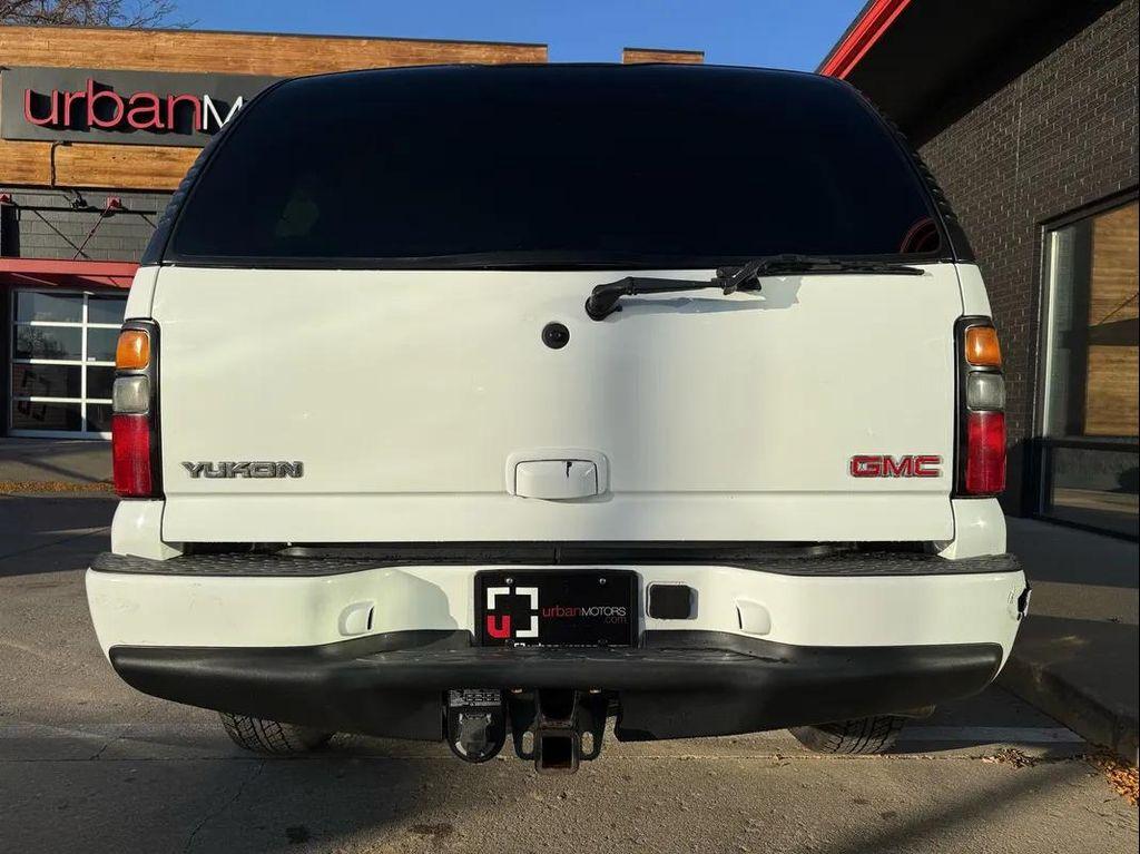 used 2004 GMC Yukon car, priced at $15,990