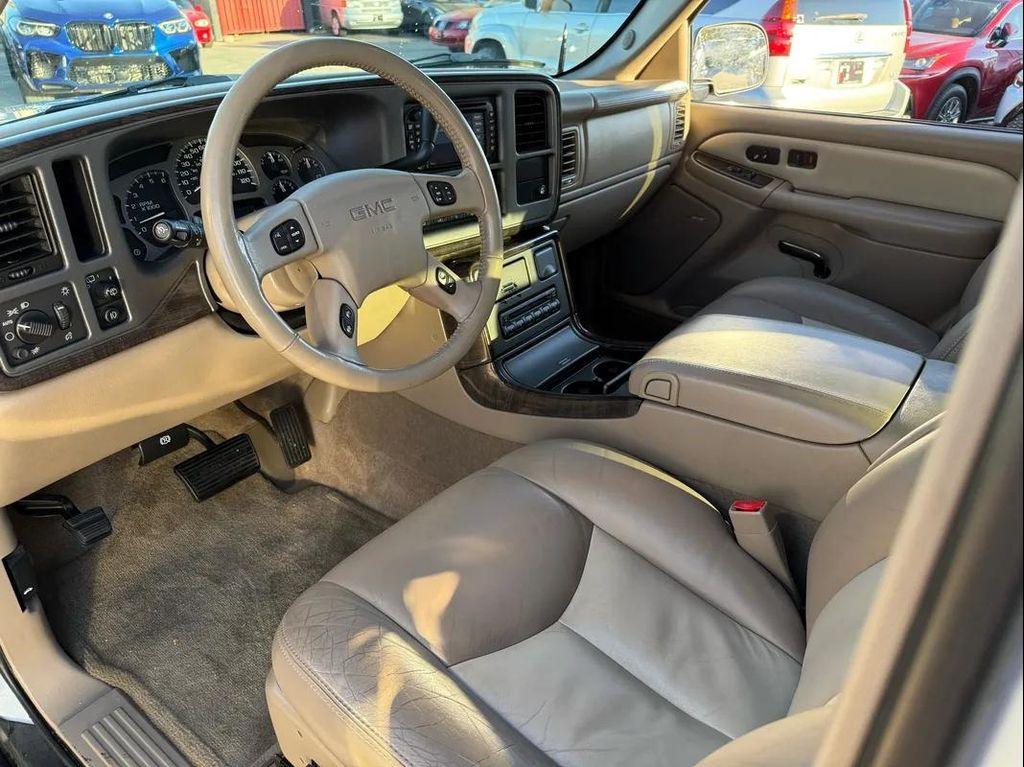 used 2004 GMC Yukon car, priced at $15,990