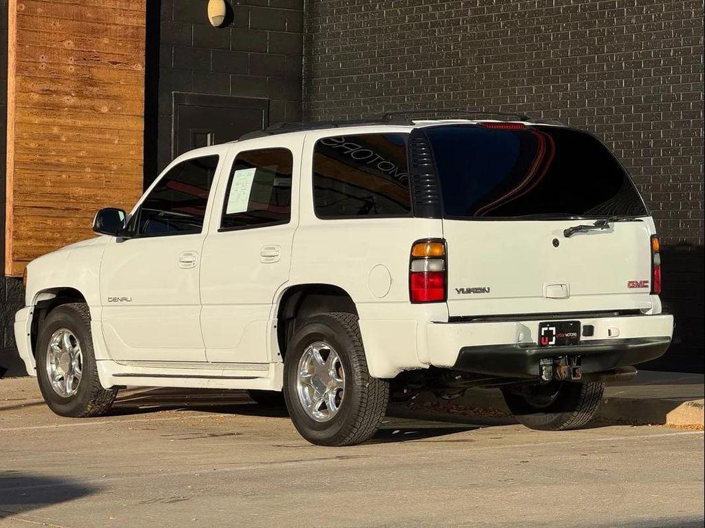 used 2004 GMC Yukon car, priced at $15,990