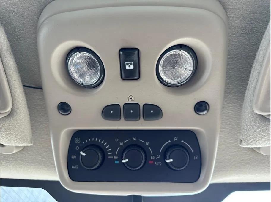 used 2004 GMC Yukon car, priced at $15,990