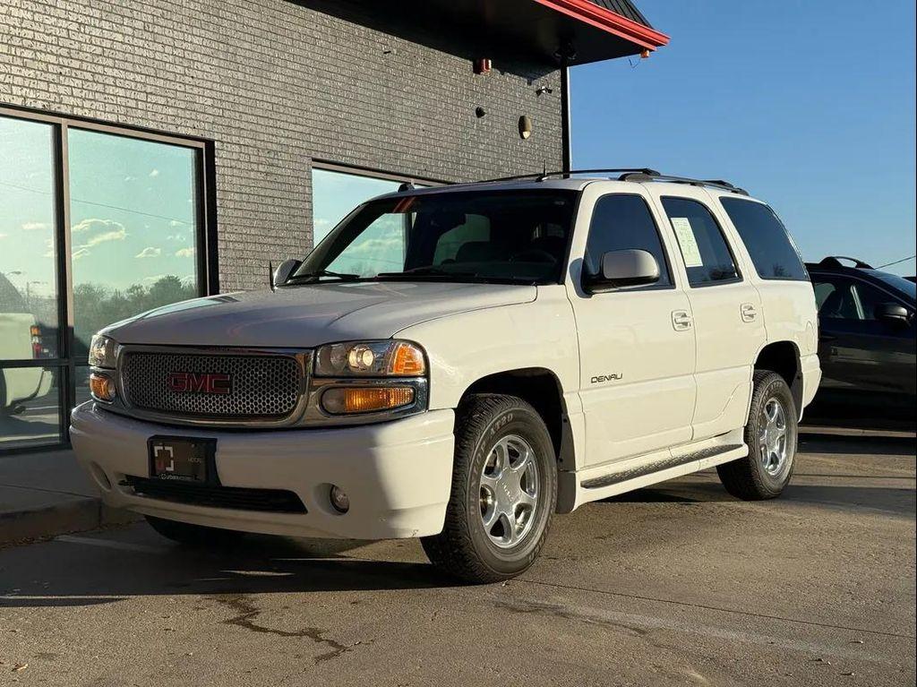 used 2004 GMC Yukon car, priced at $15,990