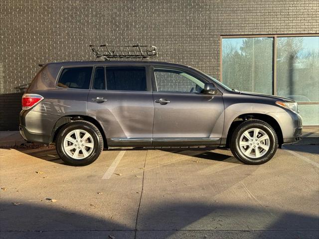 used 2012 Toyota Highlander car, priced at $13,990