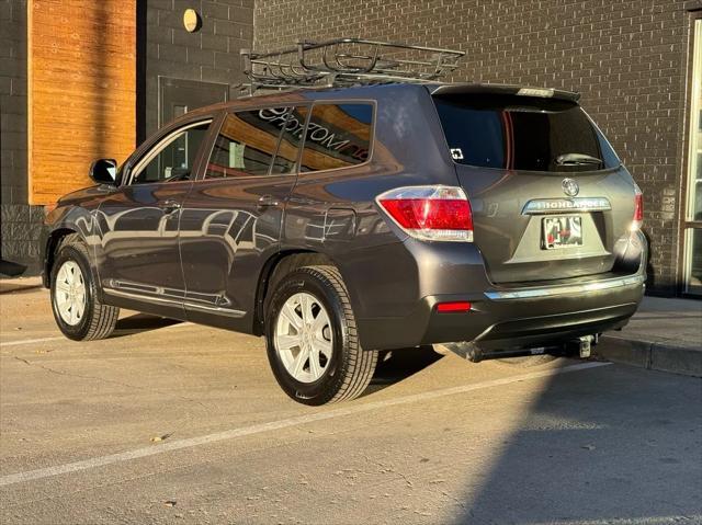 used 2012 Toyota Highlander car, priced at $13,990