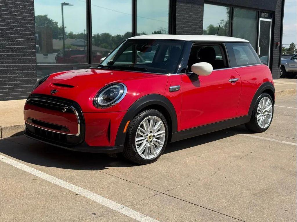 used 2023 MINI Hardtop car, priced at $22,990