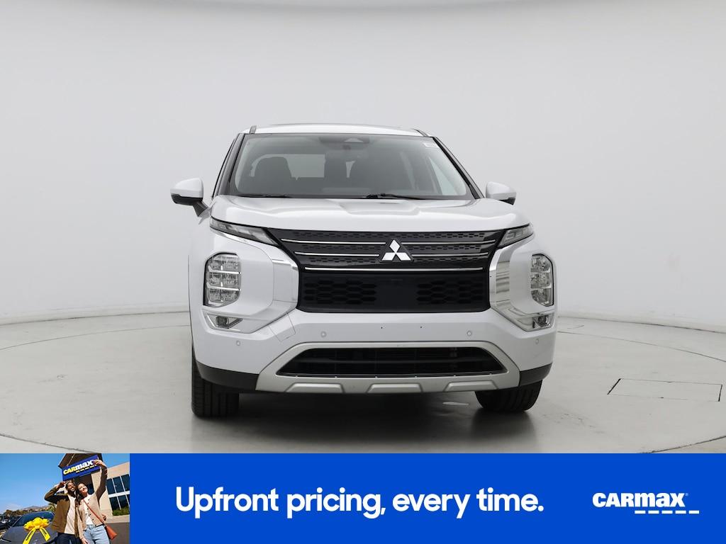 used 2023 Mitsubishi Outlander car, priced at $23,998