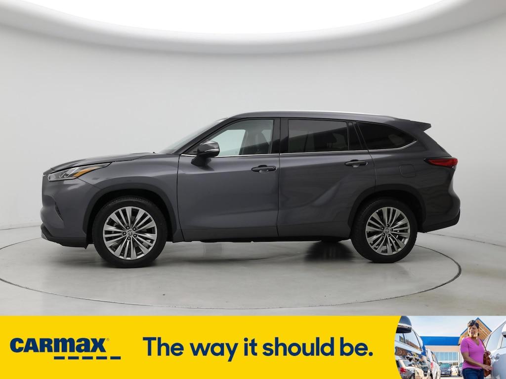 used 2023 Toyota Highlander car, priced at $40,998