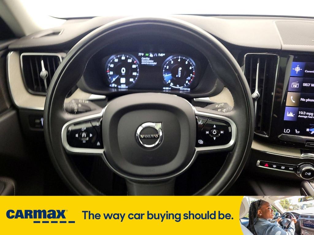 used 2021 Volvo XC60 car, priced at $32,998