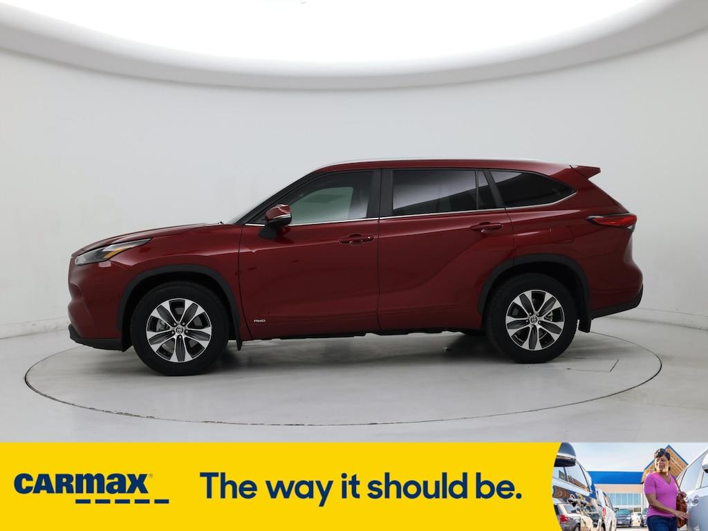 used 2023 Toyota Highlander Hybrid car, priced at $46,998