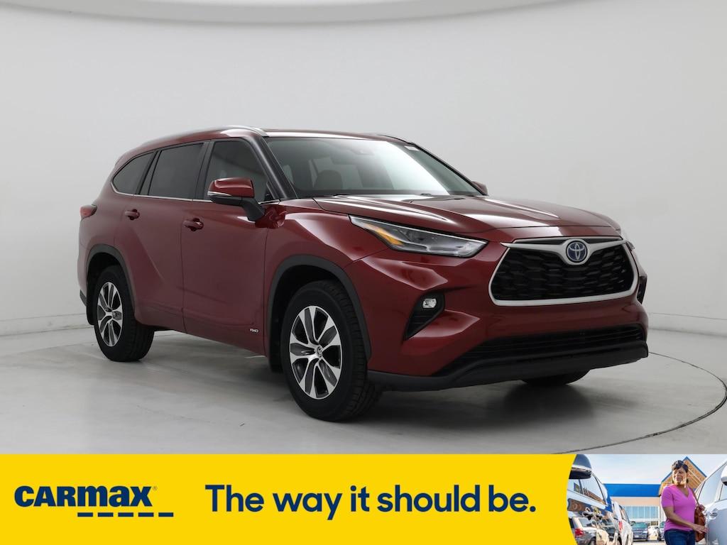 used 2023 Toyota Highlander Hybrid car, priced at $46,998