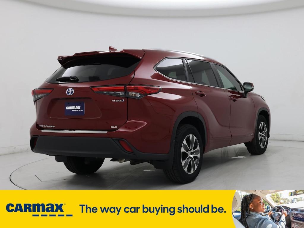 used 2023 Toyota Highlander Hybrid car, priced at $46,998