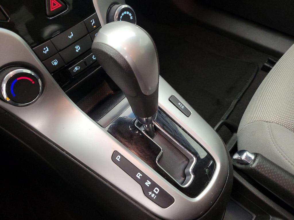 used 2015 Chevrolet Cruze car, priced at $12,998