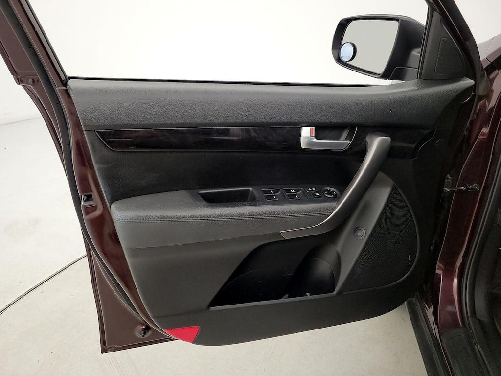 used 2014 Kia Sorento car, priced at $12,599