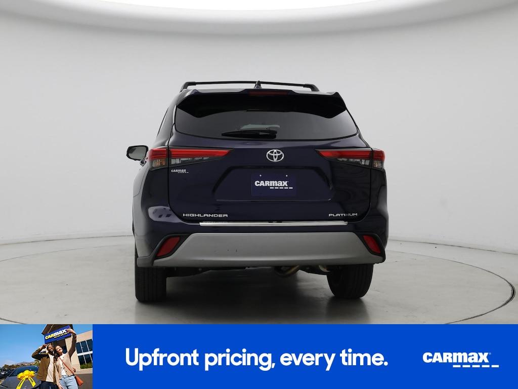 used 2023 Toyota Highlander car, priced at $42,998