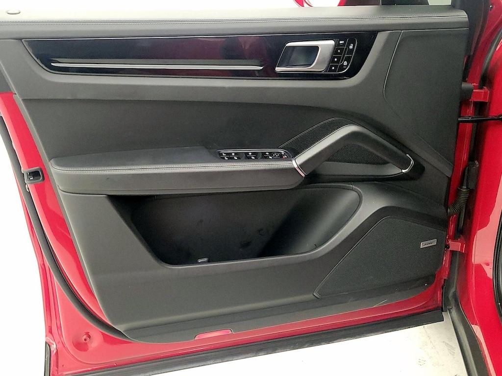 used 2021 Porsche Cayenne car, priced at $56,998