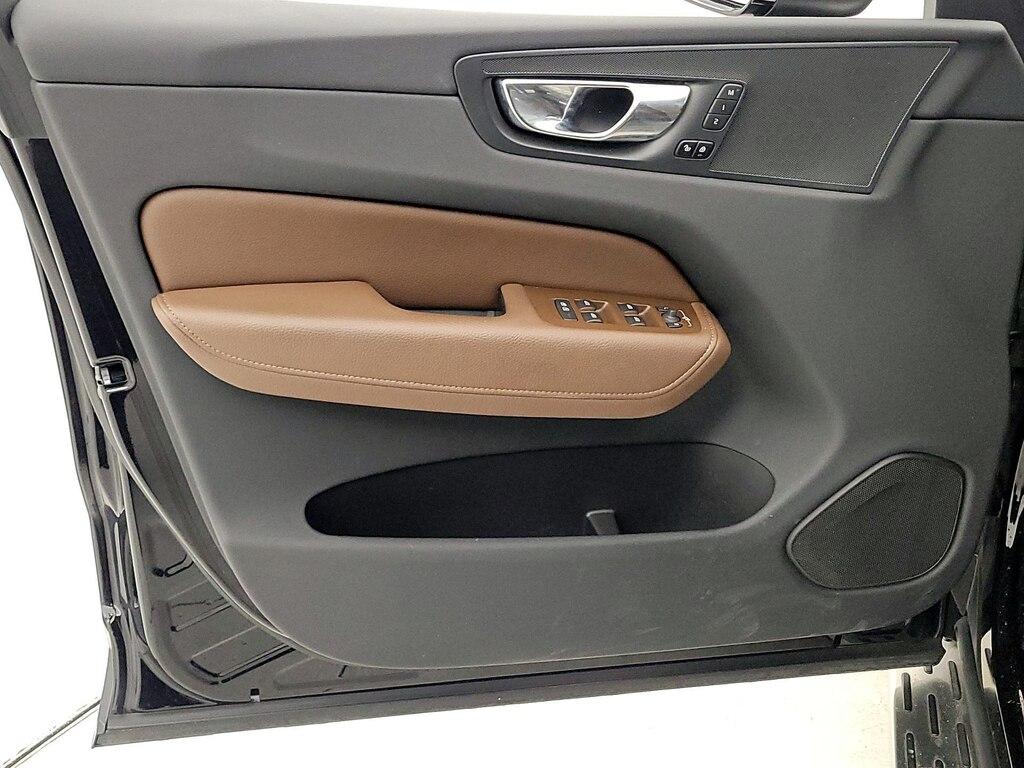 used 2022 Volvo XC60 car, priced at $28,998