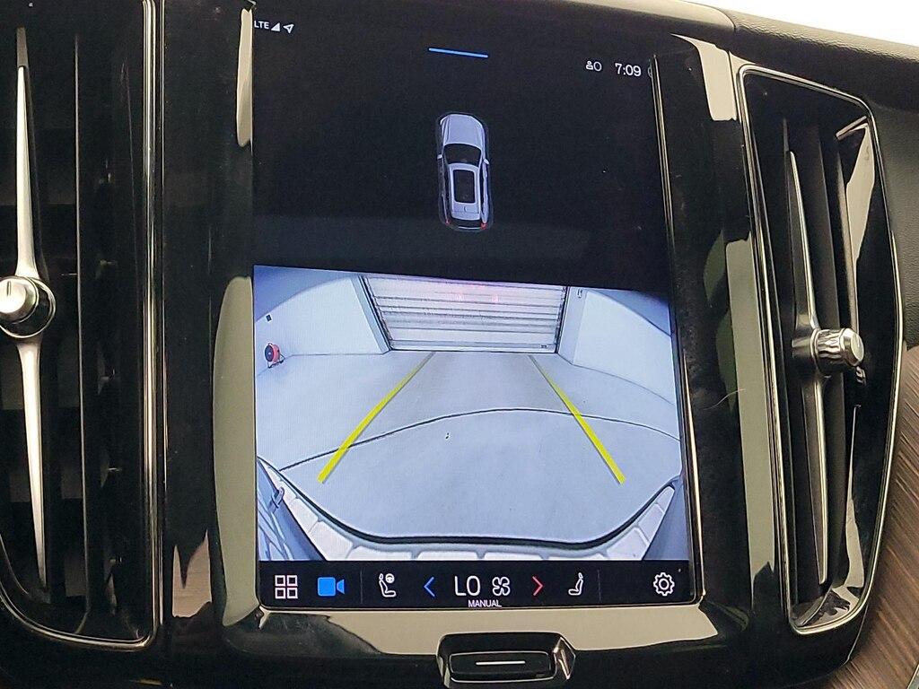 used 2022 Volvo XC60 car, priced at $28,998