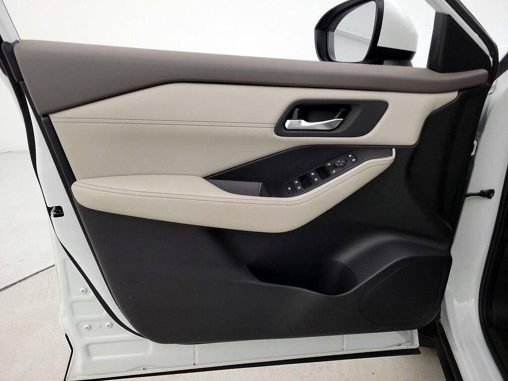 used 2024 Nissan Rogue car, priced at $27,998