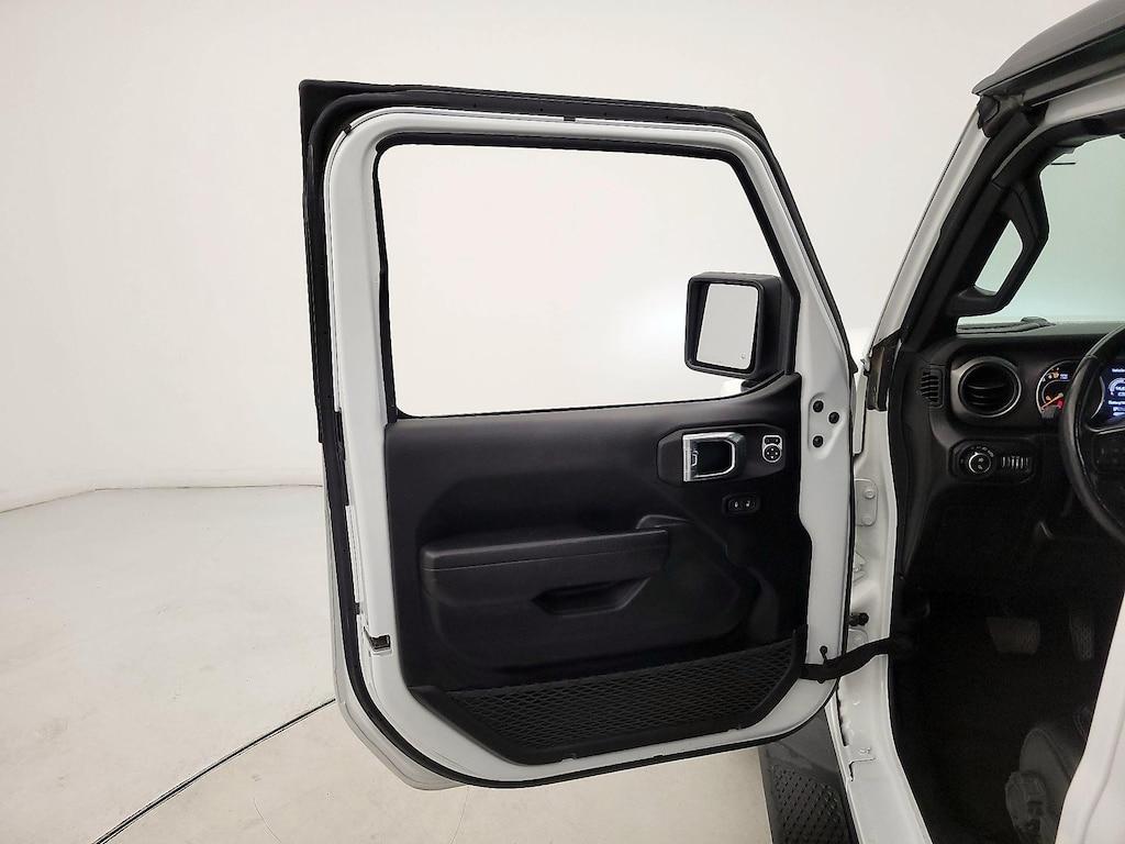 used 2022 Jeep Gladiator car, priced at $31,998