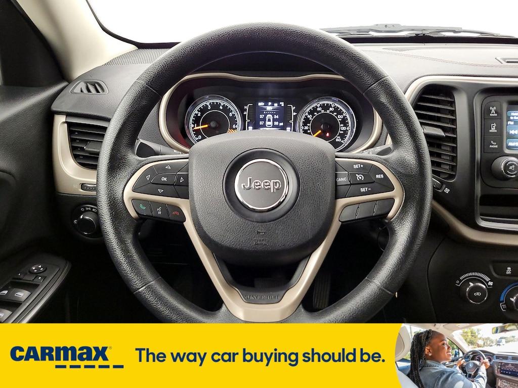 used 2015 Jeep Cherokee car, priced at $13,599