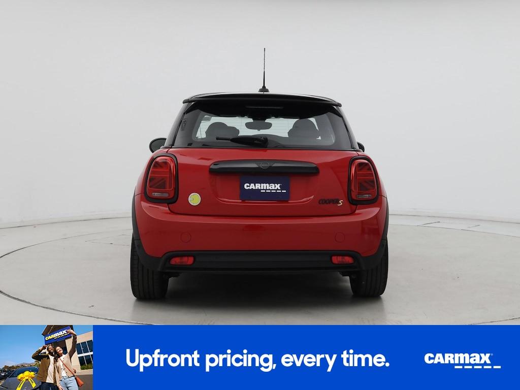 used 2022 MINI SE Hardtop car, priced at $19,998