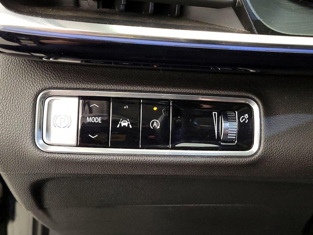 used 2024 Buick Envision car, priced at $25,998