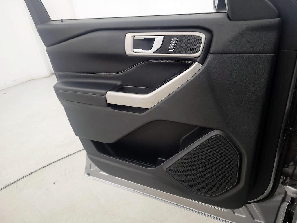 used 2022 Ford Explorer car, priced at $29,998