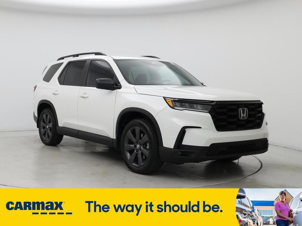 used 2025 Honda Pilot car, priced at $36,998