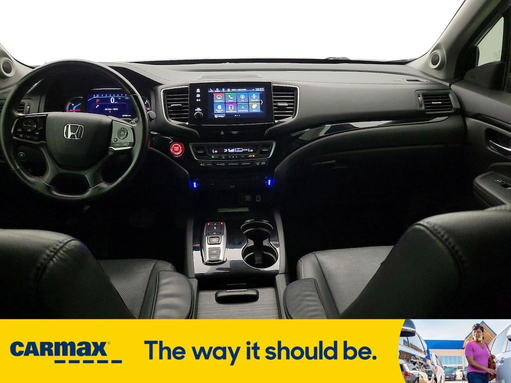 used 2019 Honda Pilot car, priced at $29,998