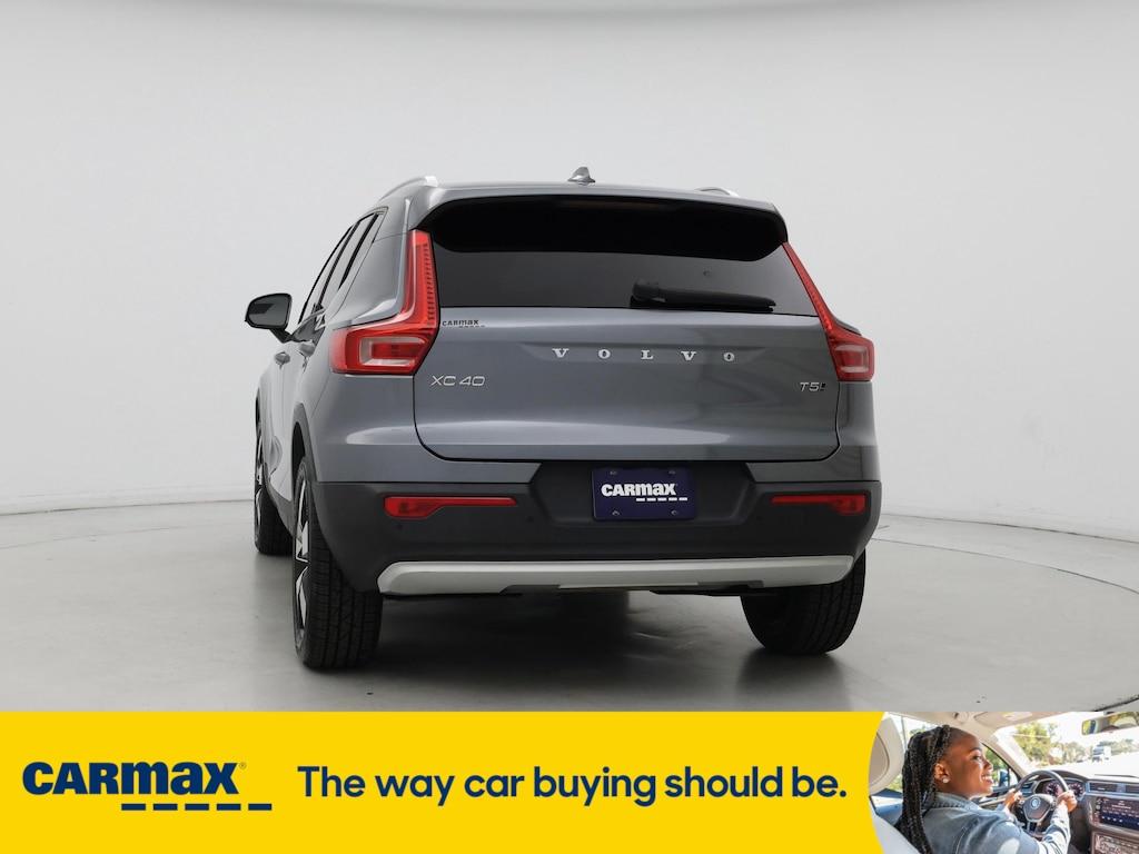 used 2019 Volvo XC40 car, priced at $26,998