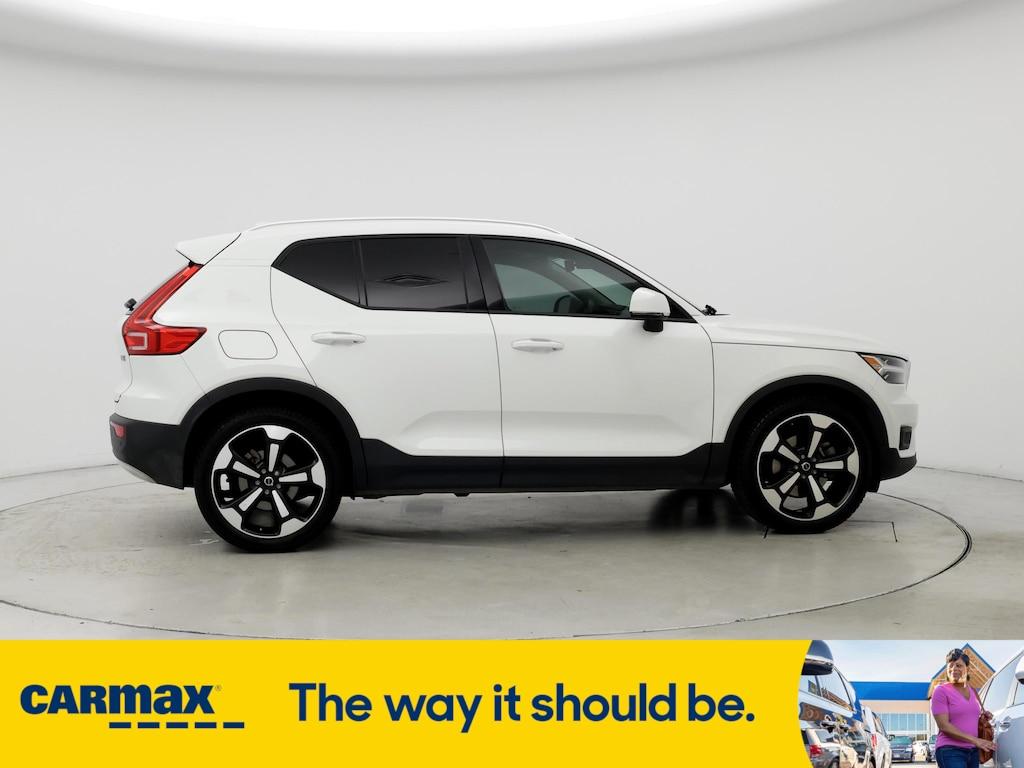 used 2020 Volvo XC40 car, priced at $22,998