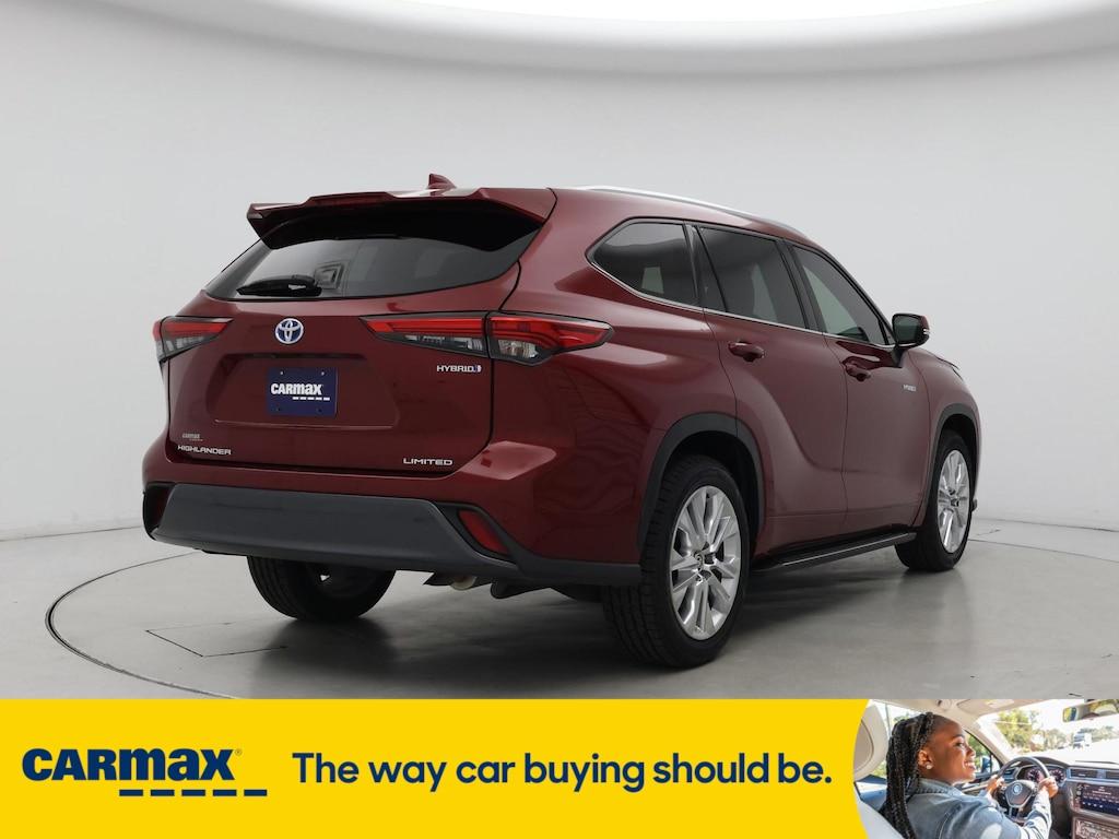 used 2020 Toyota Highlander Hybrid car, priced at $34,998