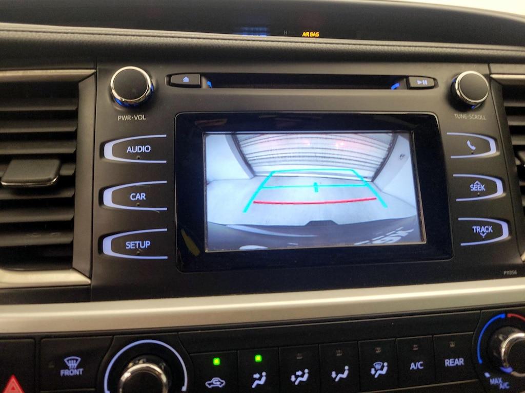 used 2018 Toyota Highlander car, priced at $24,998