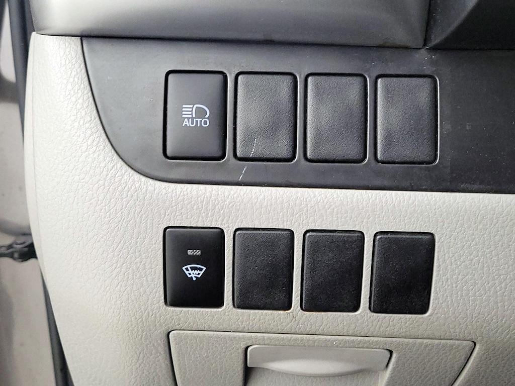 used 2018 Toyota Highlander car, priced at $24,998