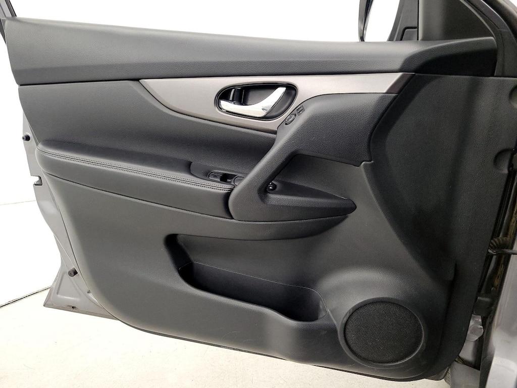 used 2015 Nissan Rogue car, priced at $13,998