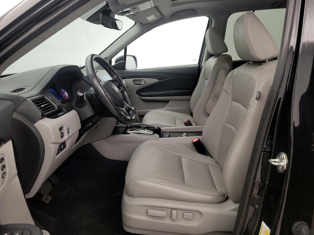 used 2019 Honda Pilot car, priced at $29,998