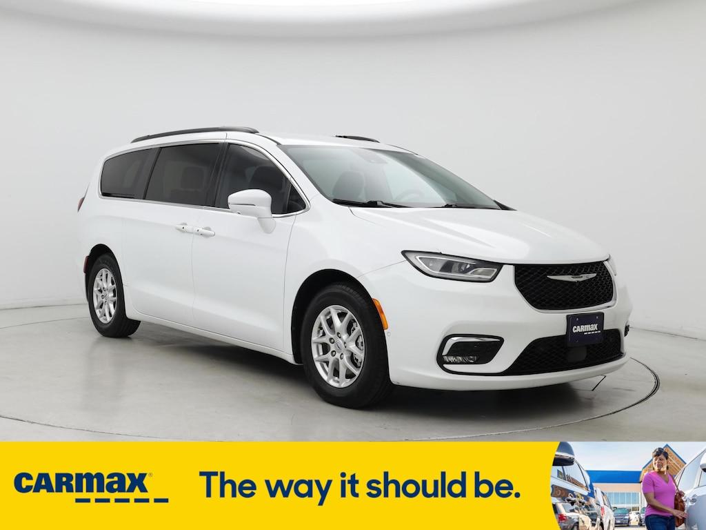 used 2022 Chrysler Pacifica car, priced at $25,998