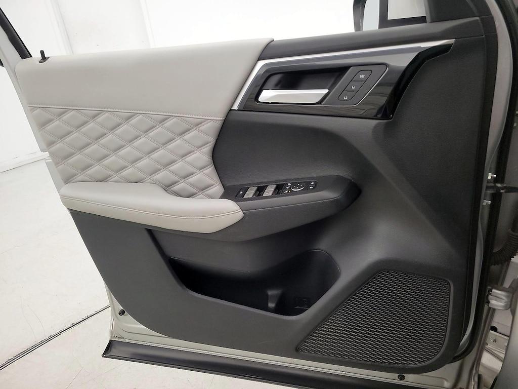 used 2022 Mitsubishi Outlander car, priced at $24,998