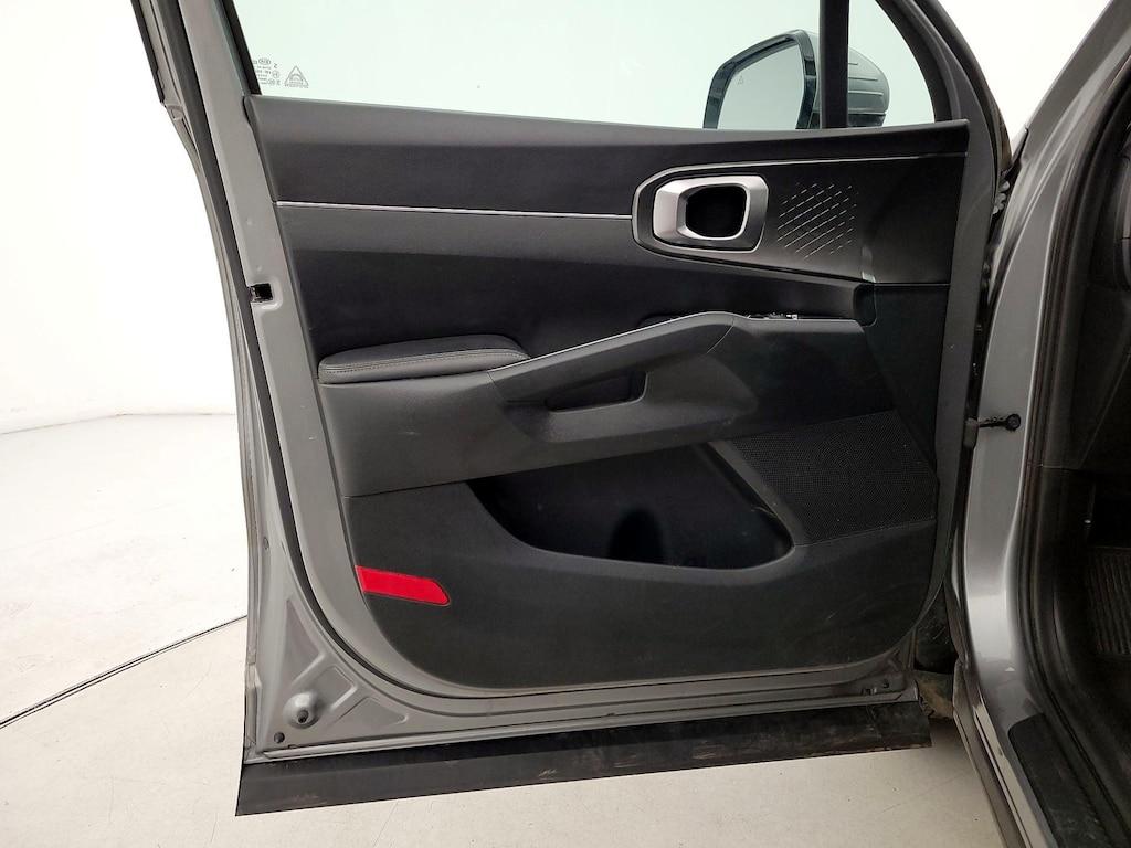 used 2021 Kia Sorento Hybrid car, priced at $25,998