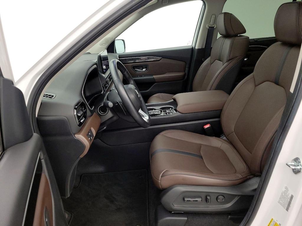 used 2023 Honda Pilot car, priced at $48,998
